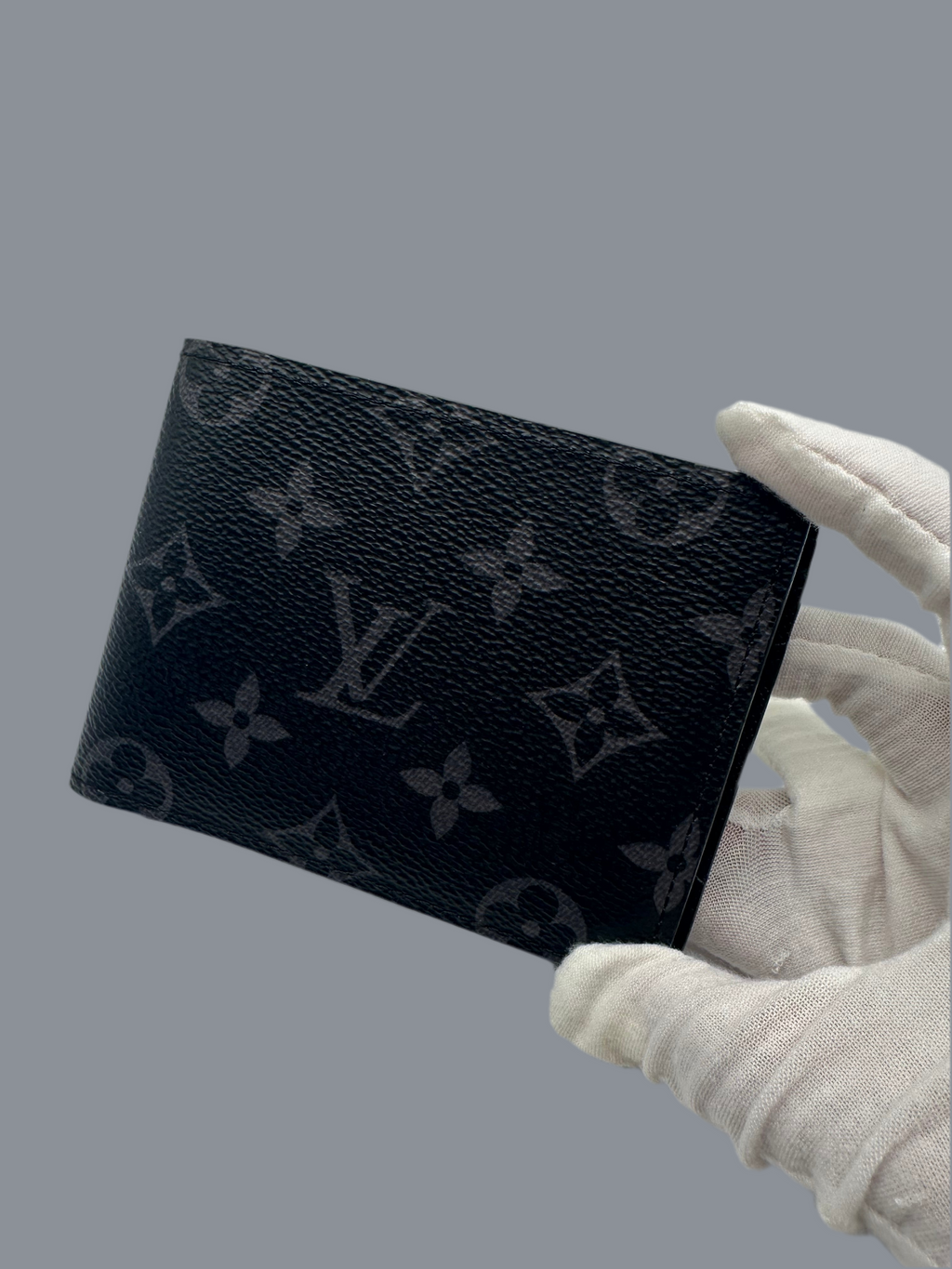 Louis Vuitton Men's Wallet  Monogram Graphite Bifold