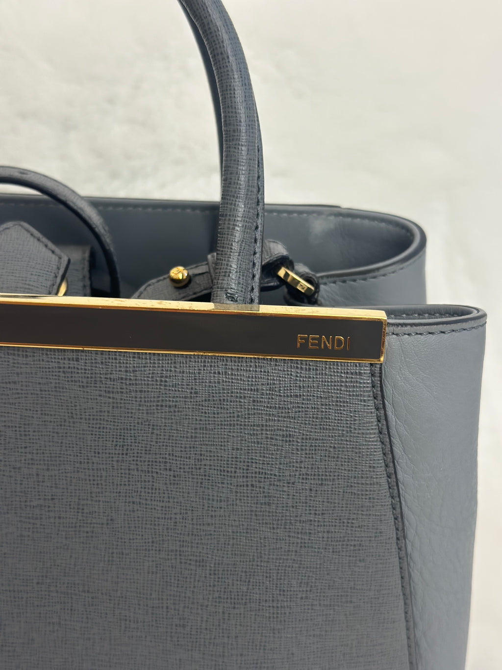 FENDI Petite 2Jours Shoulder Bag Handbag Pochette Leather Gray