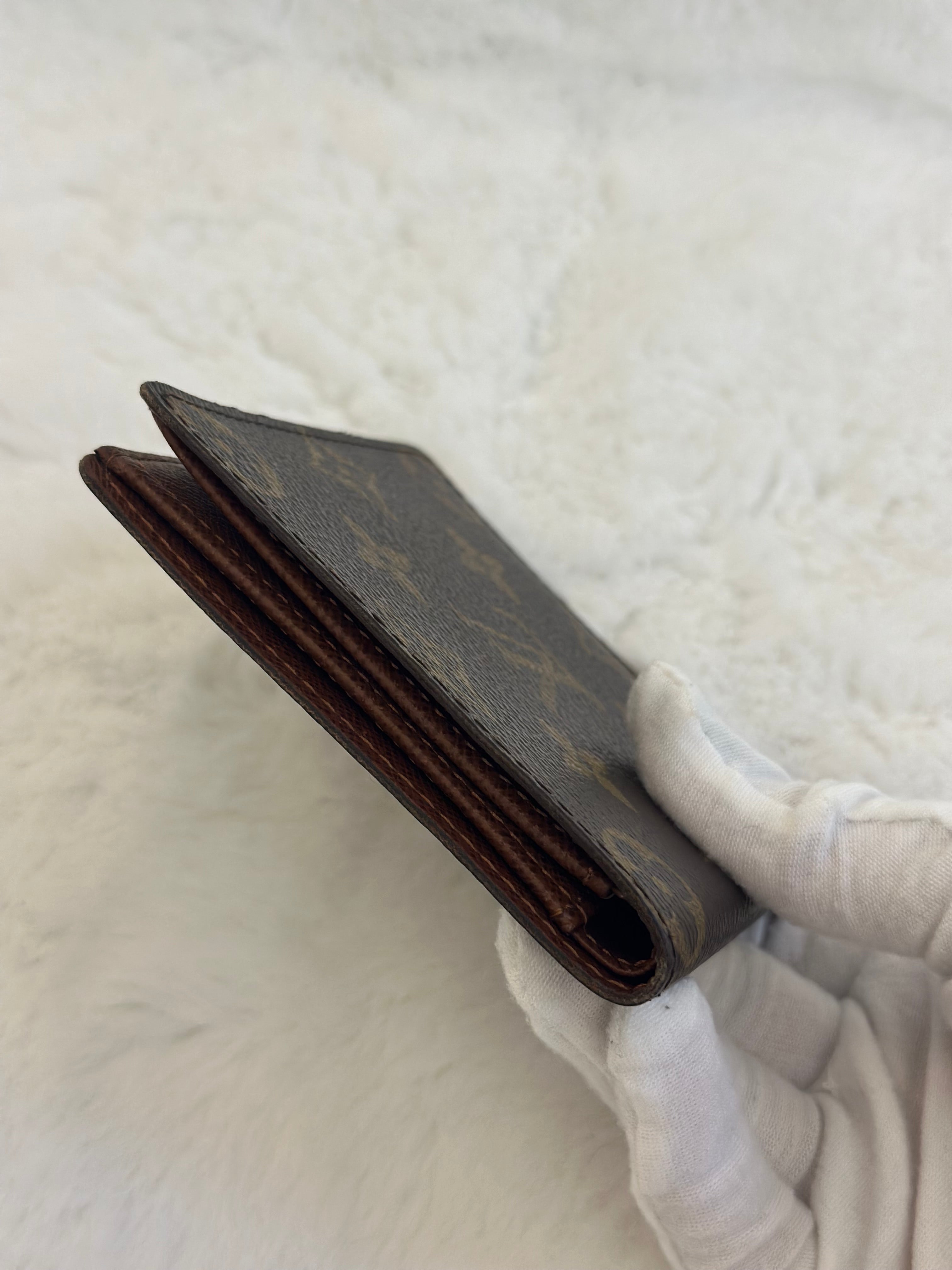 Louis Vuitton Bifold Monogram Wallet