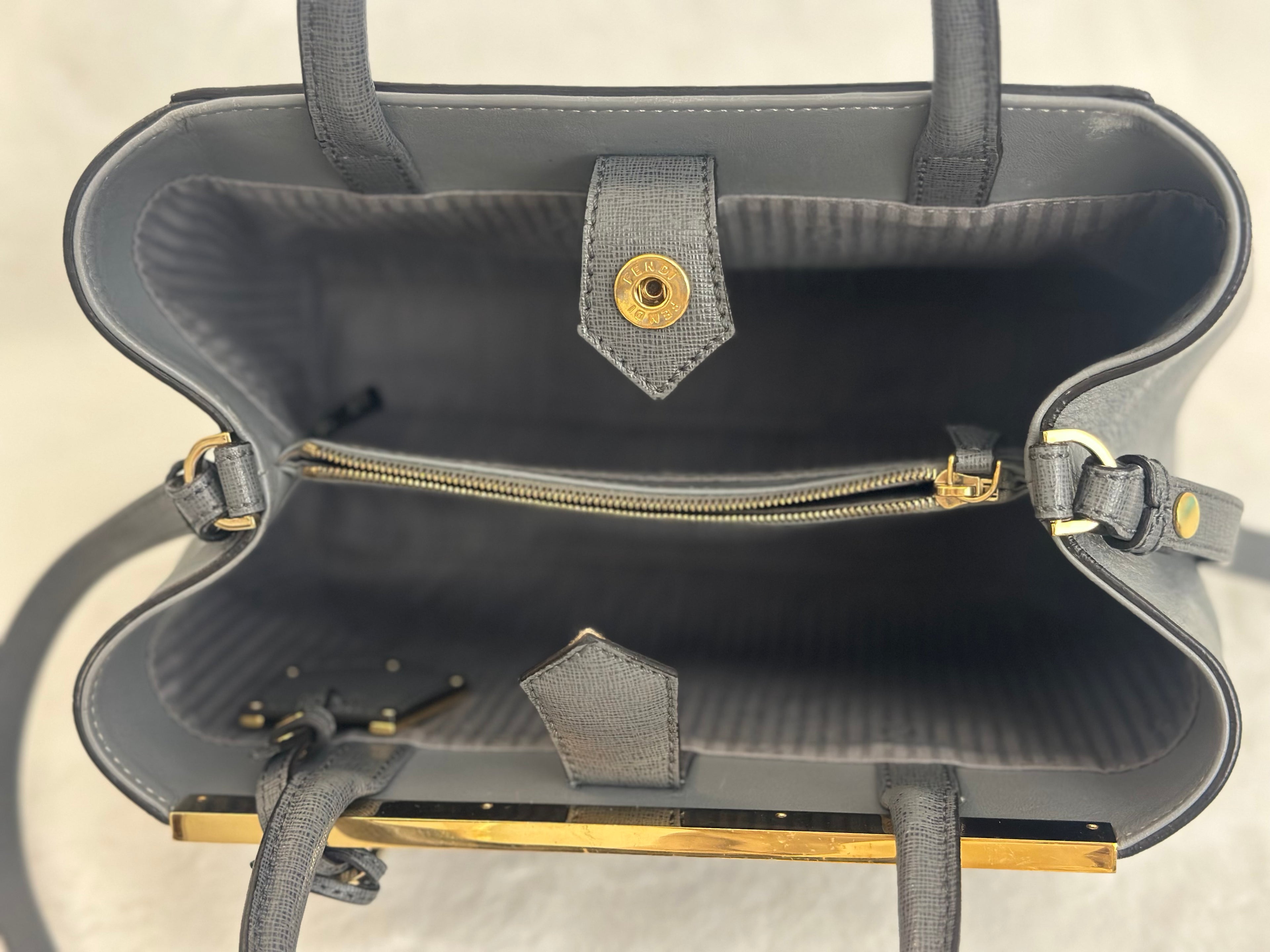 FENDI Petite 2Jours Shoulder Bag Handbag Pochette Leather Gray