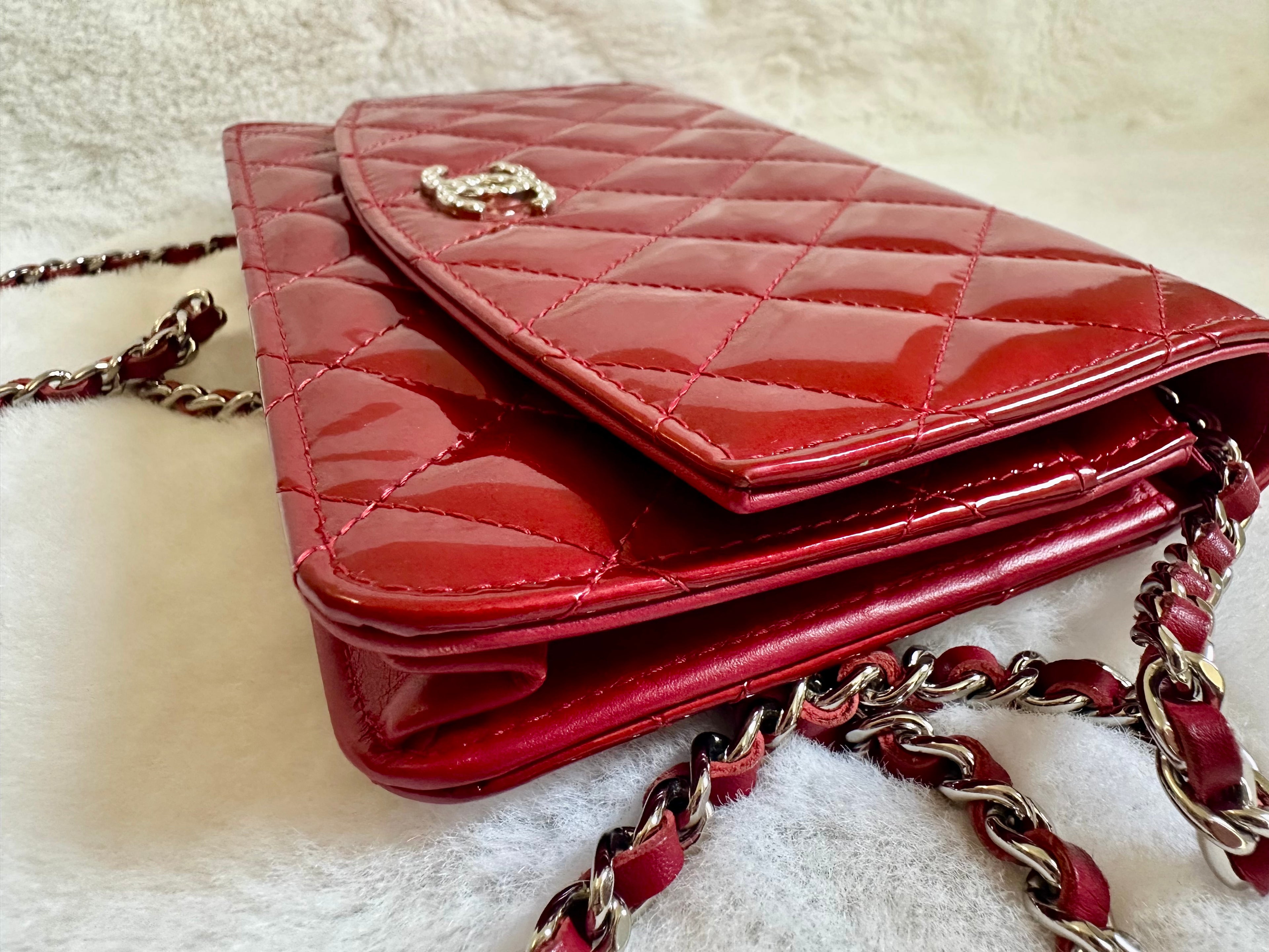 Chanel Patent Quilted Brilliant Wallet On Chain WOC in Red