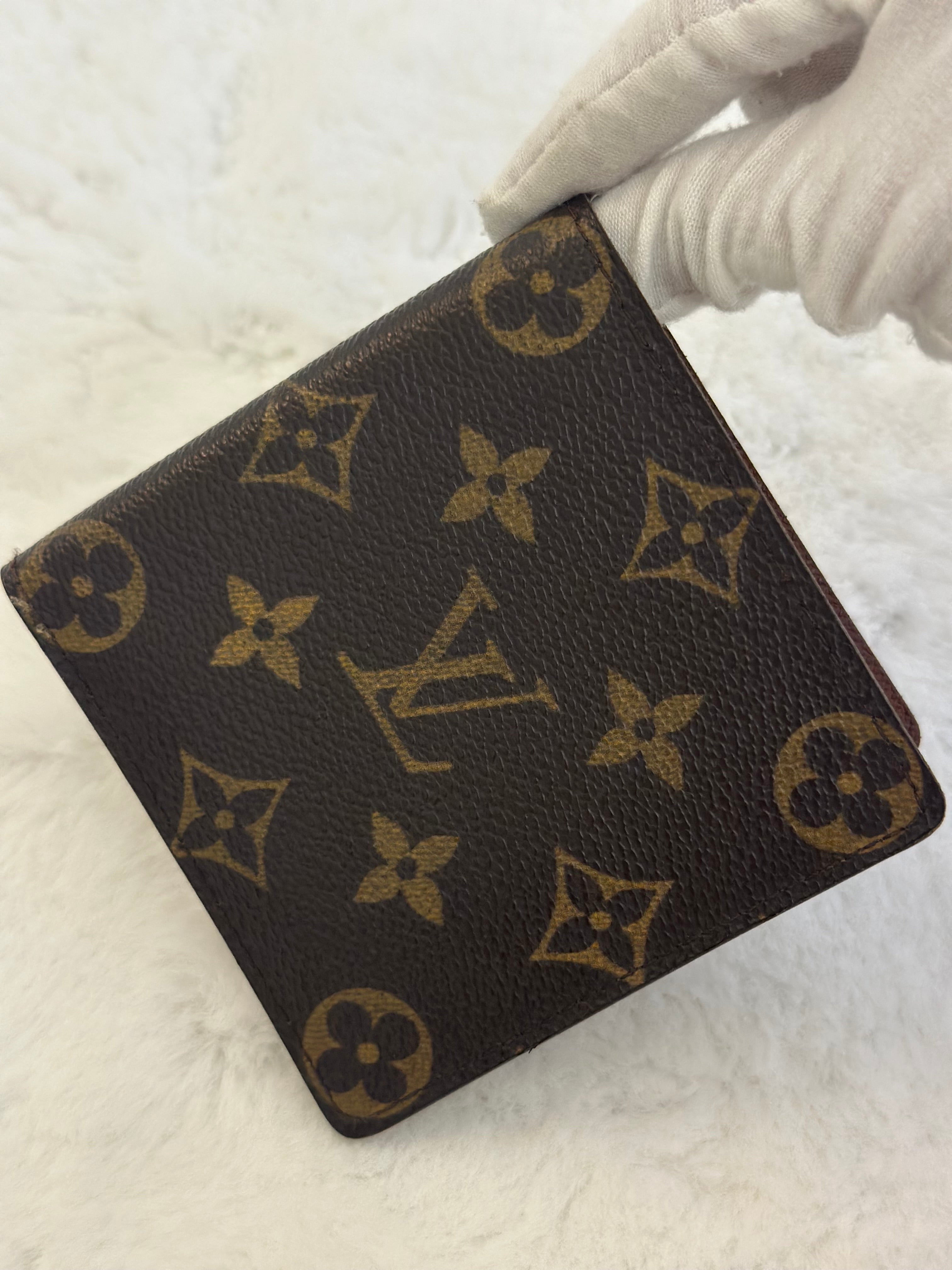 Louis Vuitton Bifold Monogram Wallet