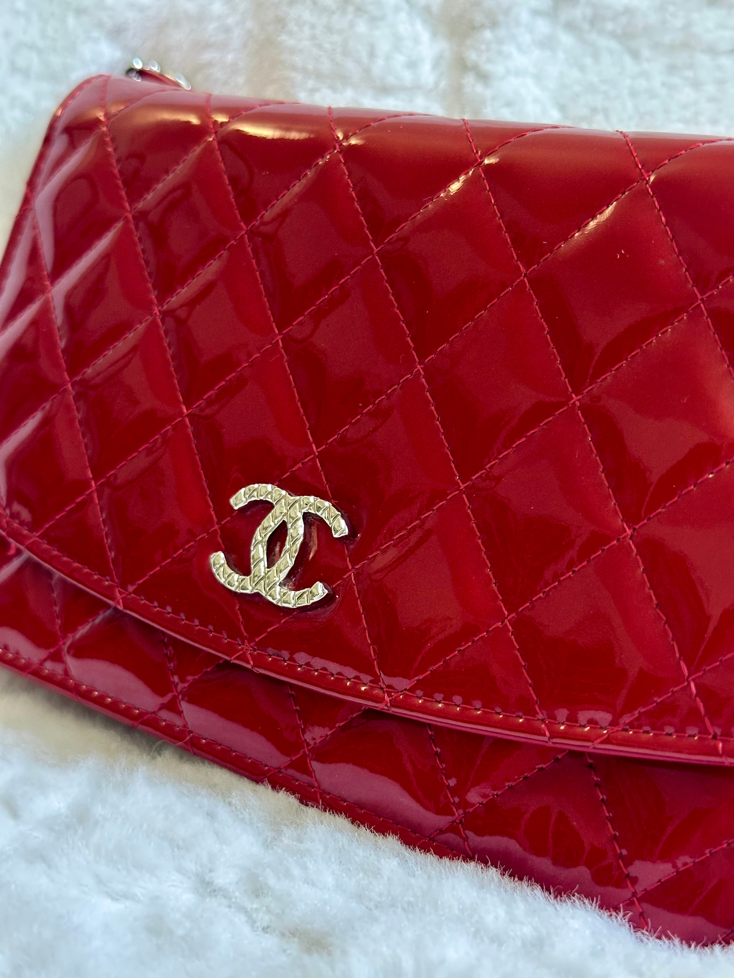 Chanel Patent Quilted Brilliant Wallet On Chain WOC in Red