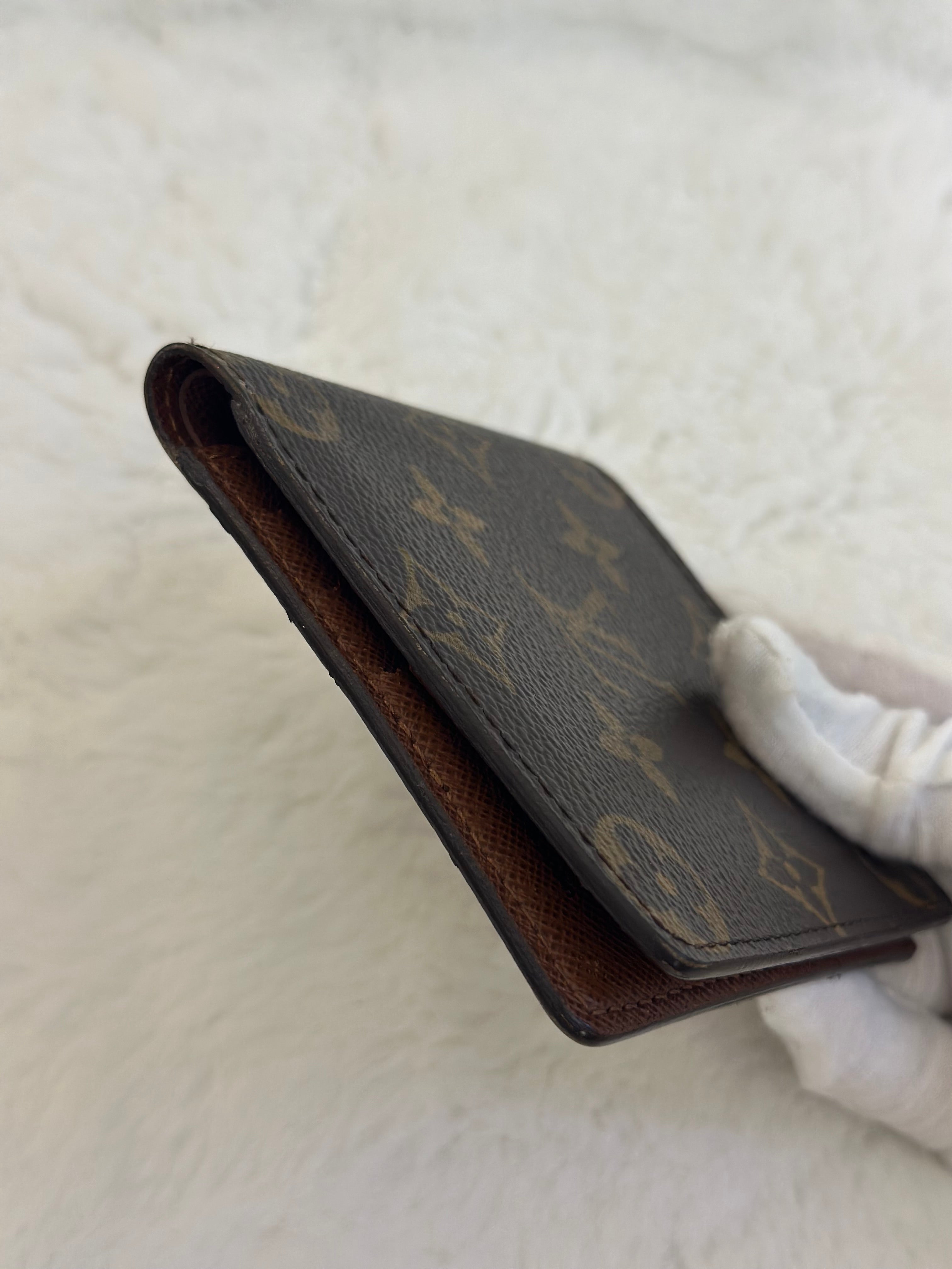 Louis Vuitton Bifold Monogram Wallet