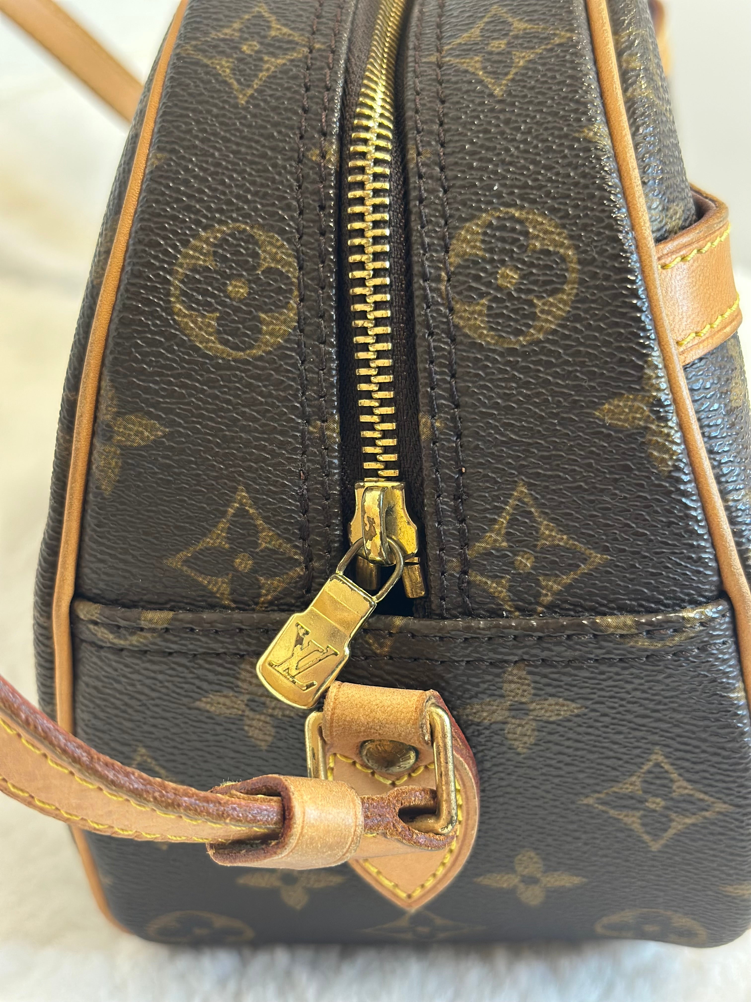 Louis Vuitton Blois Monogram