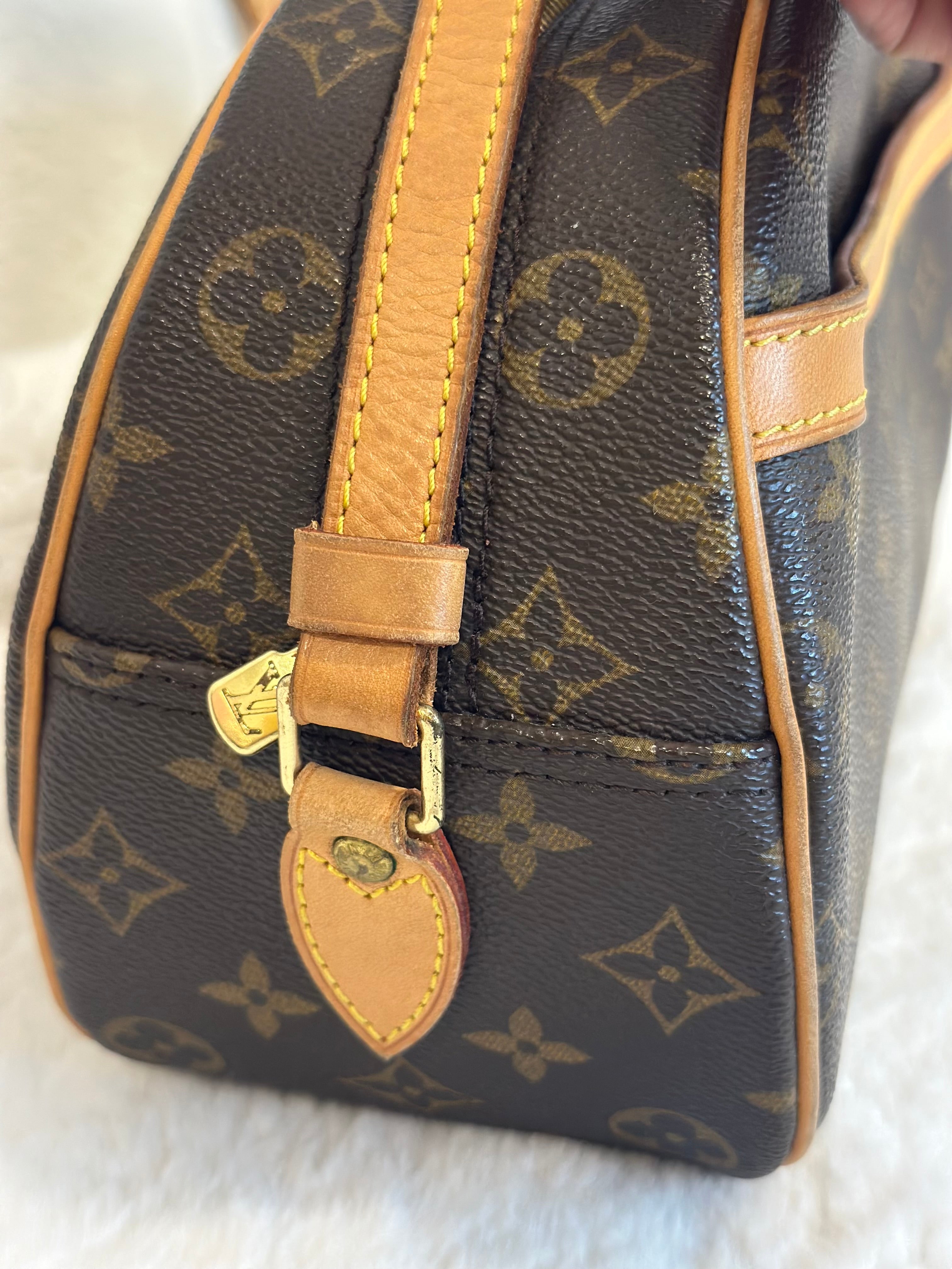 Louis Vuitton Blois Monogram