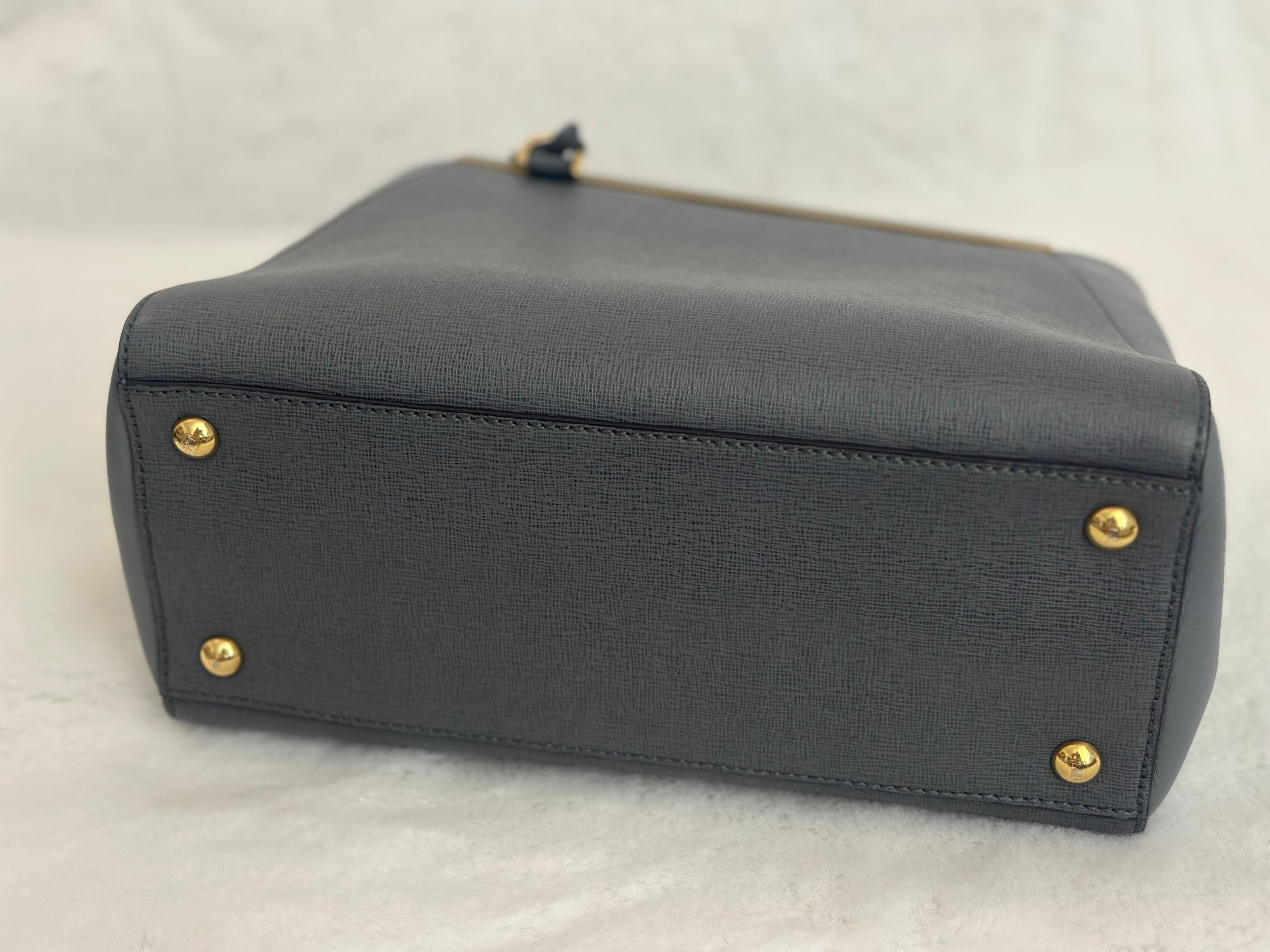 FENDI Petite 2Jours Shoulder Bag Handbag Pochette Leather Gray