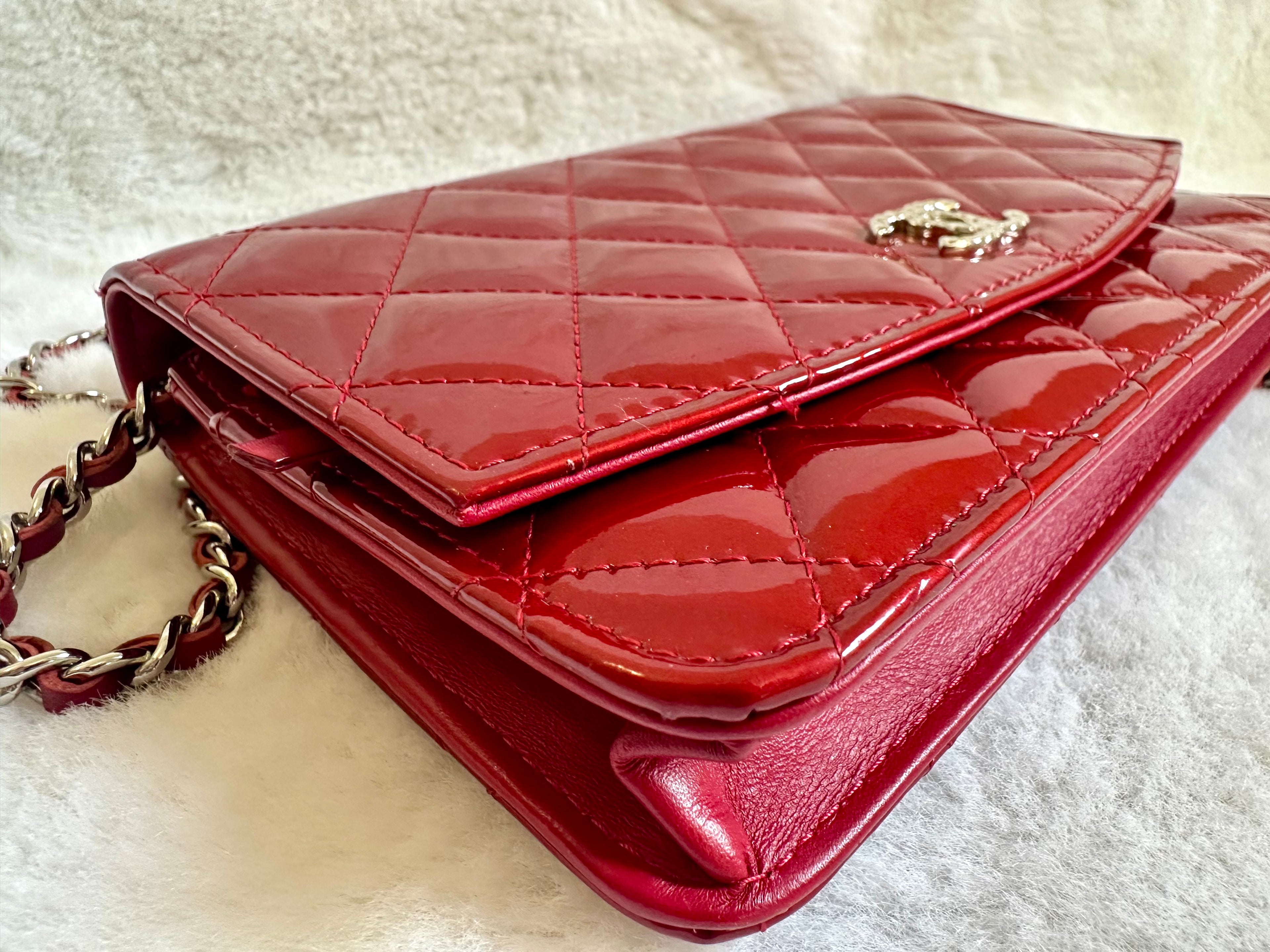 Chanel Patent Quilted Brilliant Wallet On Chain WOC in Red