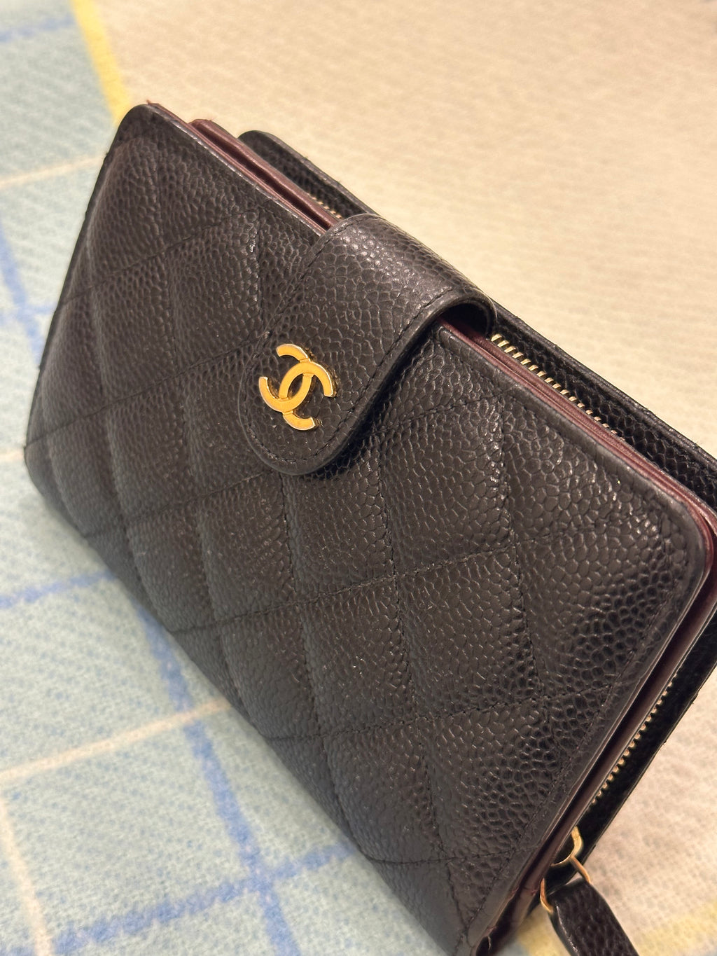 Chanel Caviar Black wallet