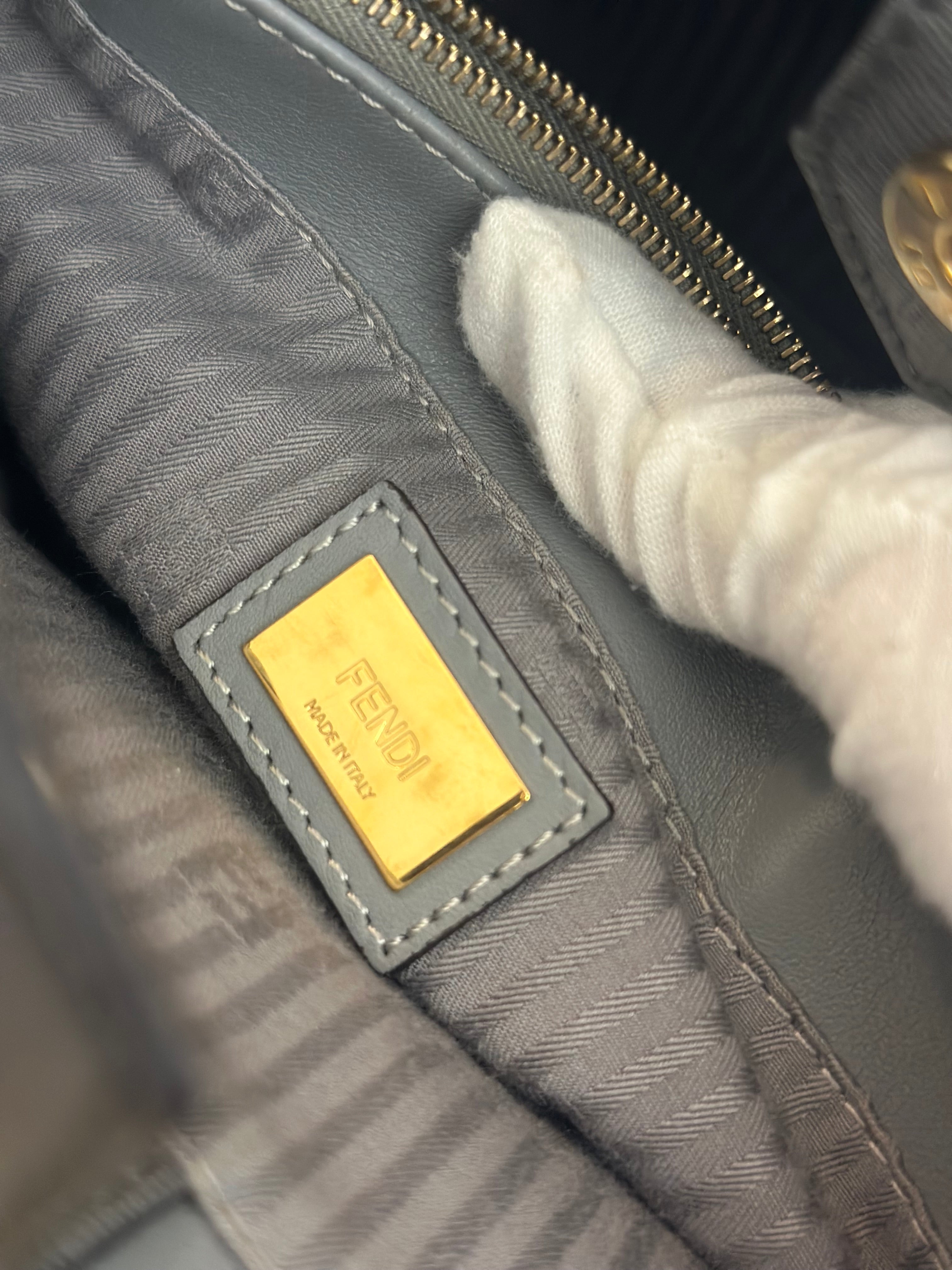 FENDI Petite 2Jours Shoulder Bag Handbag Pochette Leather Gray