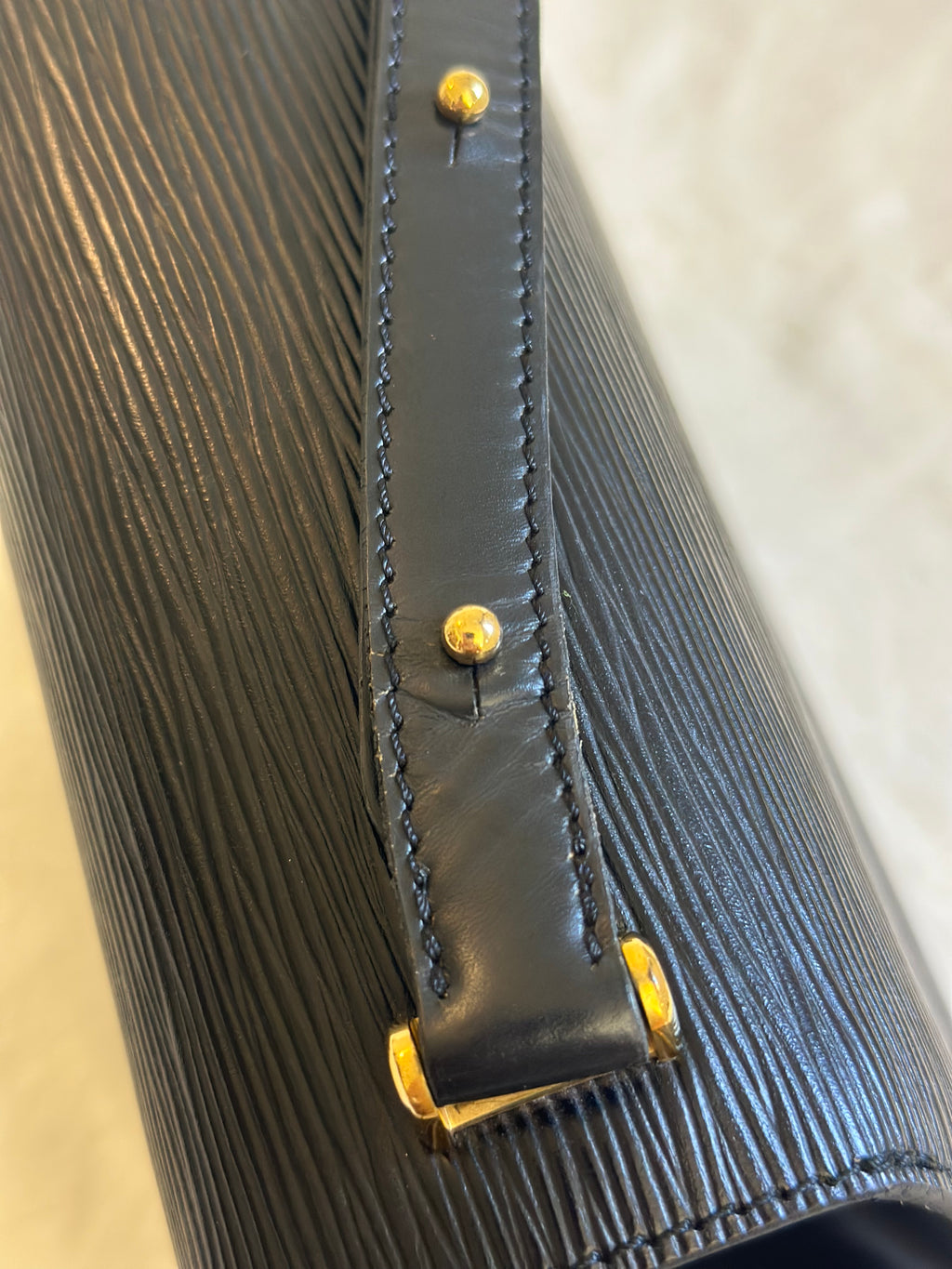 Vintage Louis Vuitton Tilsitt Black Epi Shoulder Bag Millenial 1999