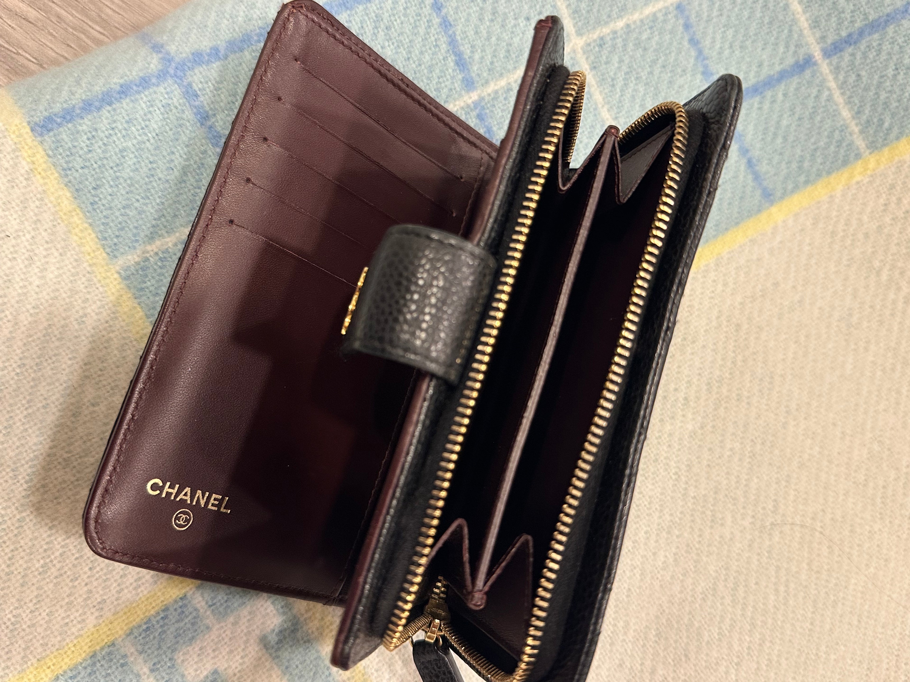 Chanel Caviar Black wallet