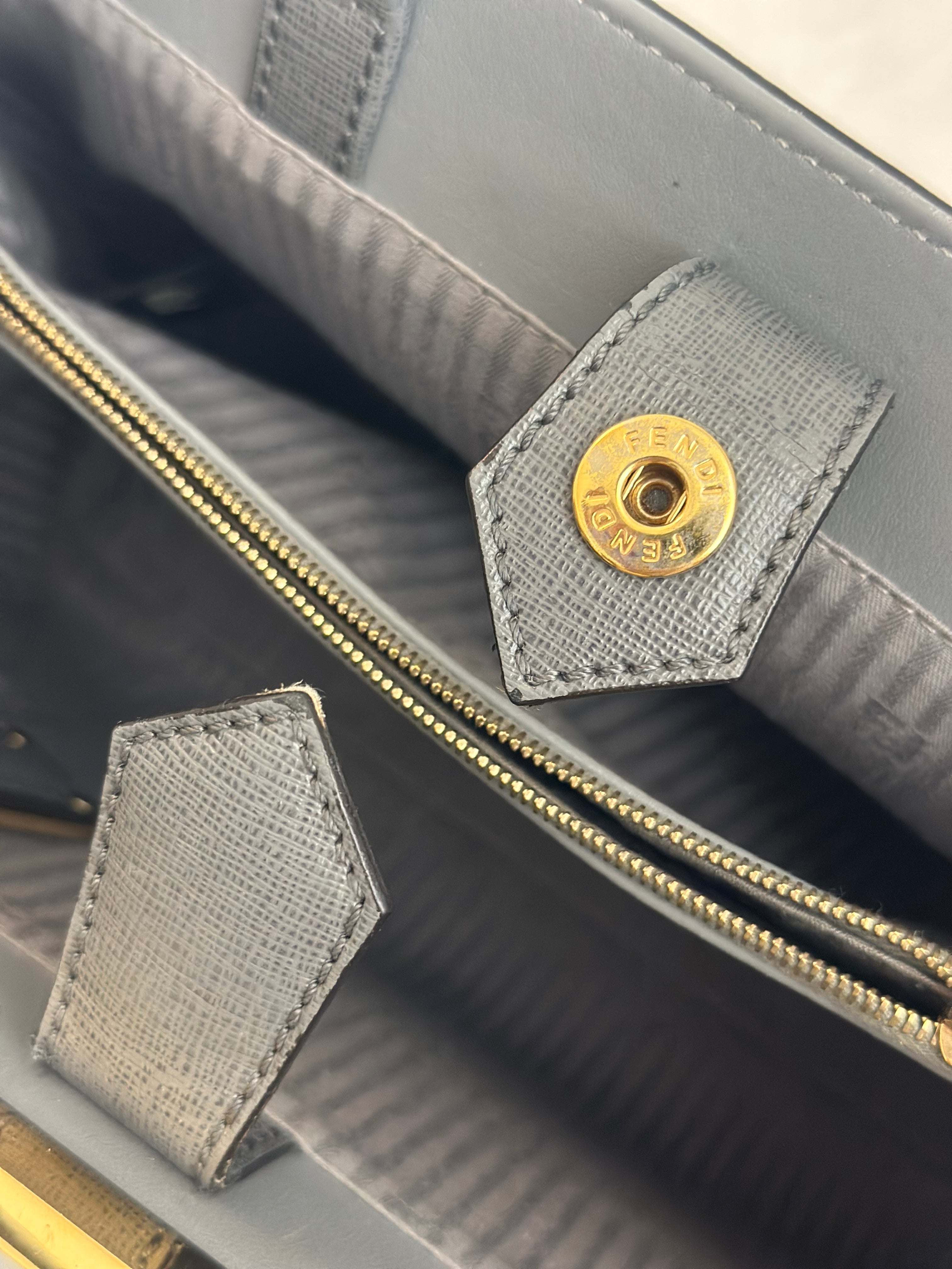 FENDI Petite 2Jours Shoulder Bag Handbag Pochette Leather Gray