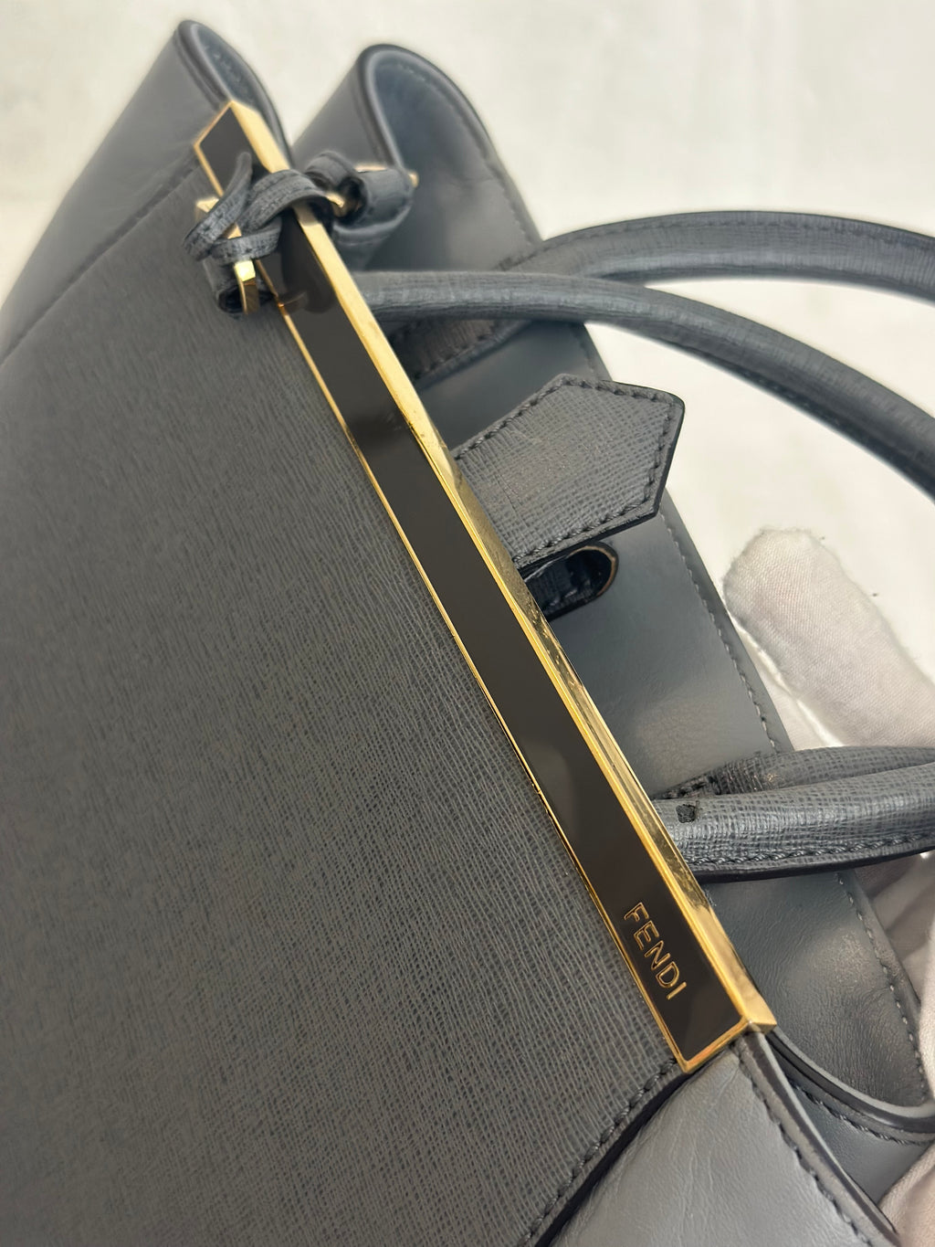 FENDI Petite 2Jours Shoulder Bag Handbag Pochette Leather Gray